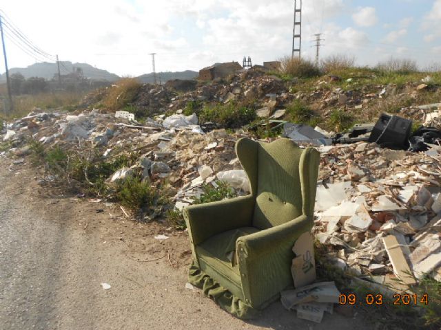 El PSOE pide la dimisión del Concejal Infraestructuras, Salvador Martínez, por el lamentable estado del Municipio