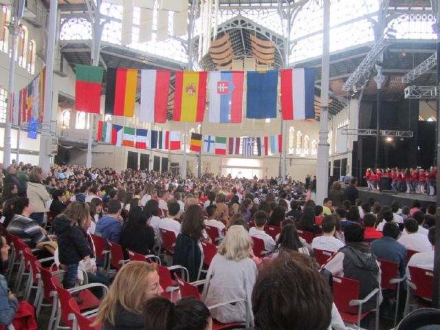 Los alumnos de Carmelitas celebran 'Euroscola'