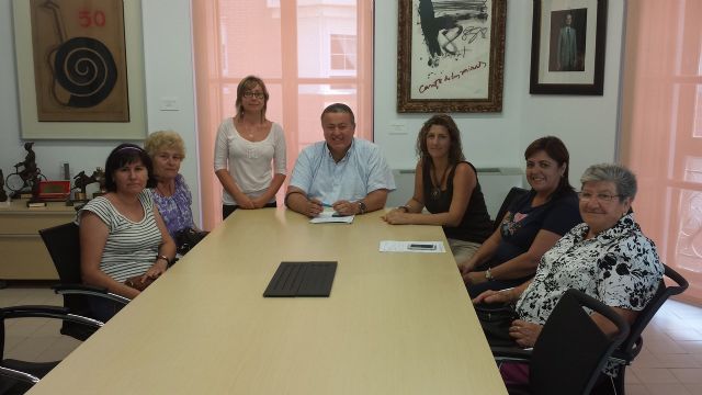 Presentada la nueva directiva de la asociación de mujeres de La Unión