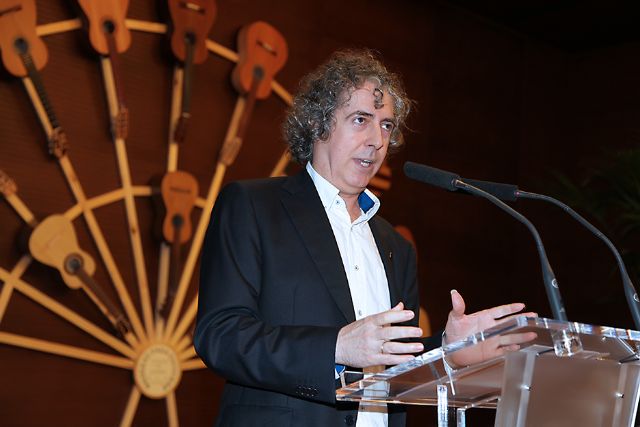 Fernando Trueba ya es 'Castillete de Oro' del Cante de las Minas