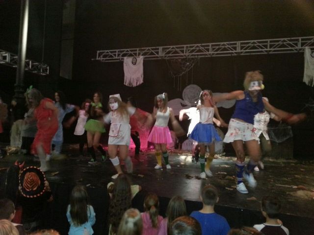 Divertida y terrorífica fiesta infantil de halloween en el antiguo mercado público