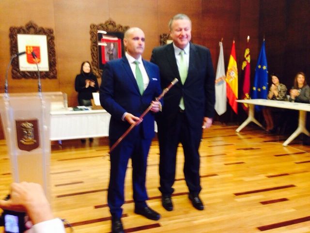 Julio García Cegarra toma posesión como alcalde del municipio de La Unión