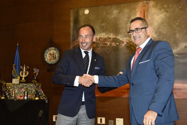 El Festival del Cante de las Minas otorga el Castillete de Oro al torero Pepín Liria