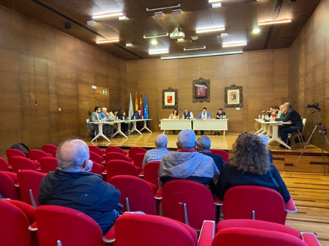 El Pleno del Ayuntamiento de La Unión aprueba por unanimidad exigir a la Consejería de Educación una nueva instalación eléctrica para el colegio de Portmán